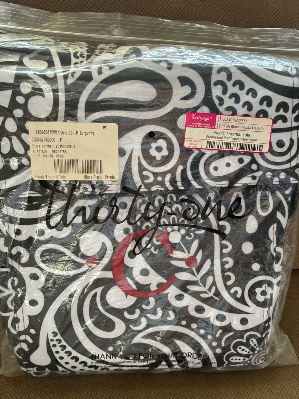 New in package thirty-one Black & White Paisley insulated picnic tote